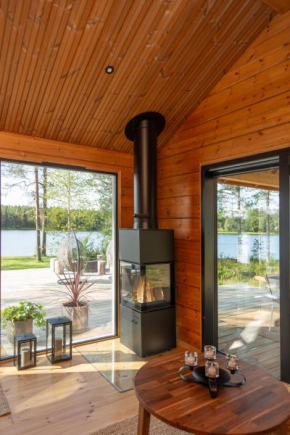 Lakeside holiday home